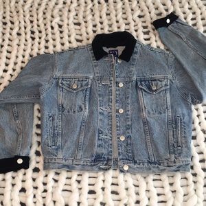 Vintage Gap Denim Jacket w/ velvet accents M/L